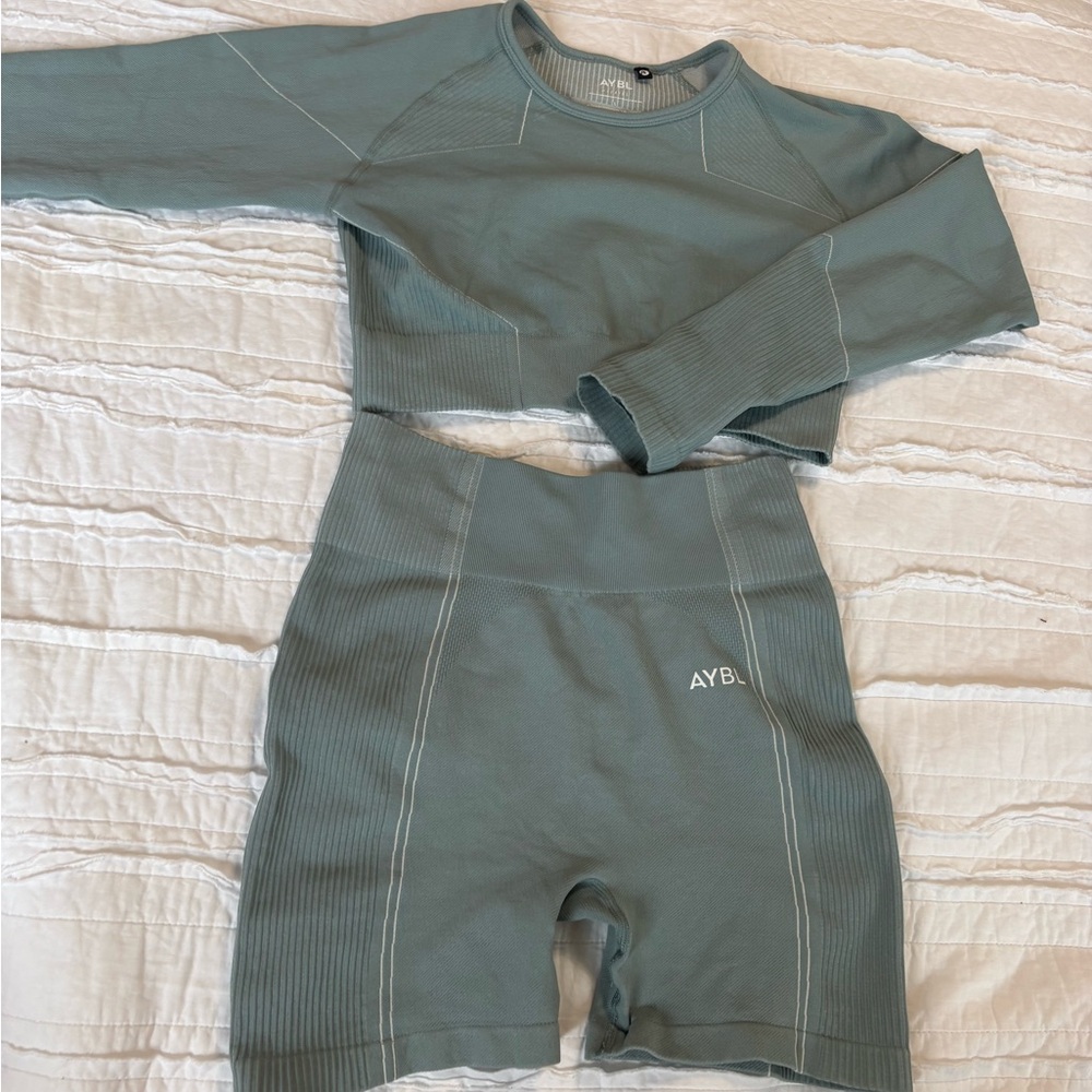 AYBL Dusty Green Seamless Activewear Set
